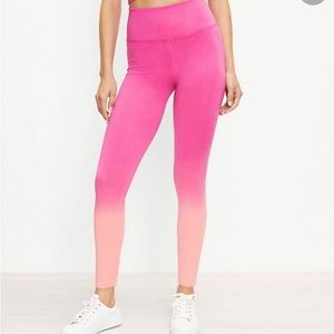 NWT Lou & Grey Dip Dye high rise leggings
